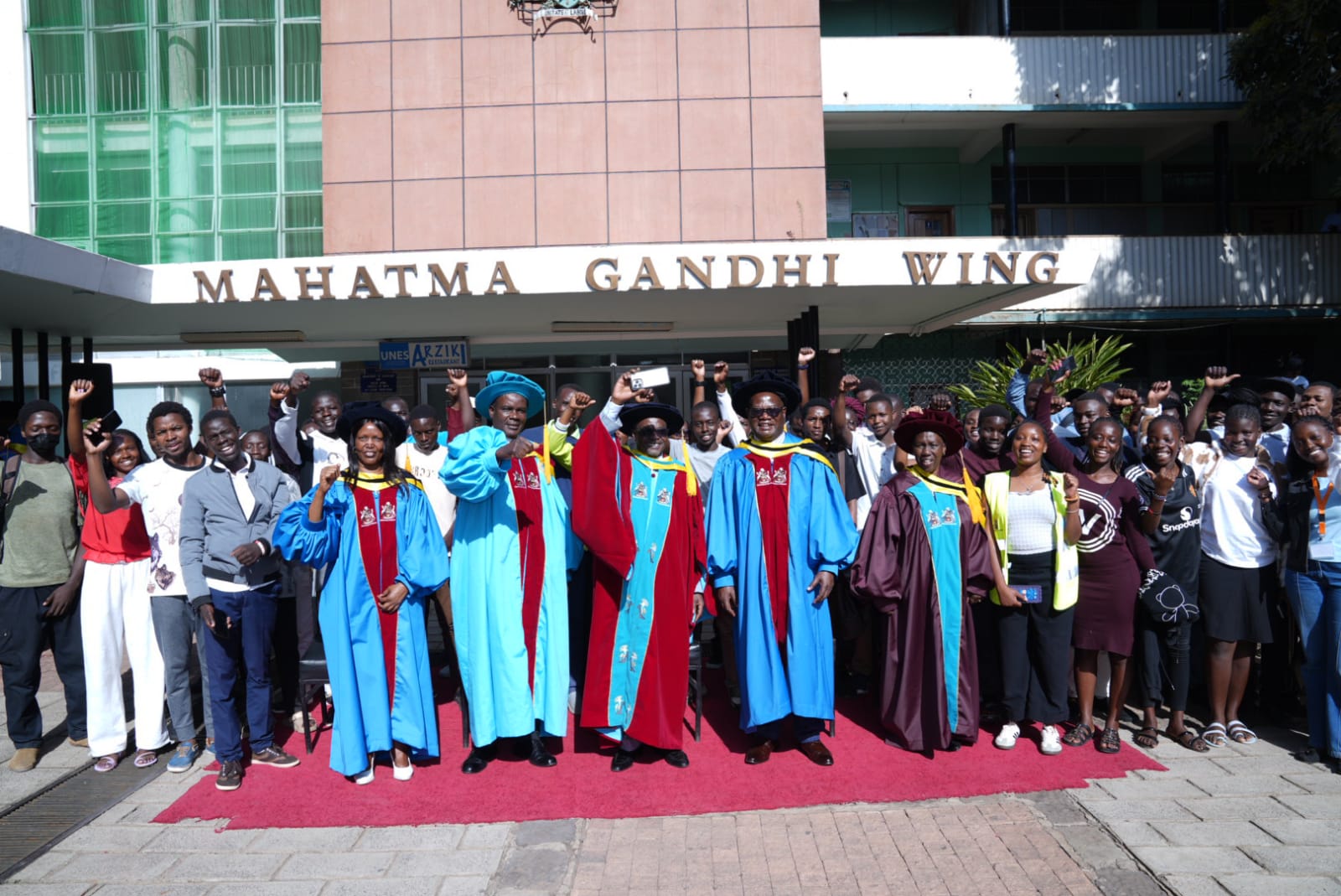 Photo_Session_After_First_ Years'_Address_2026